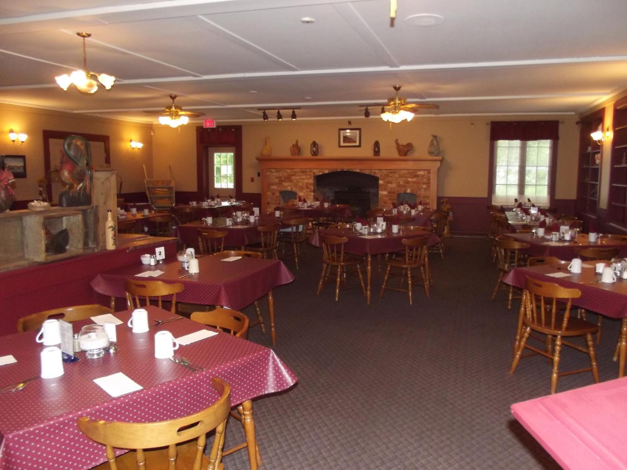 Colonial Resort-1000Islands Gananoque Εξωτερικό φωτογραφία