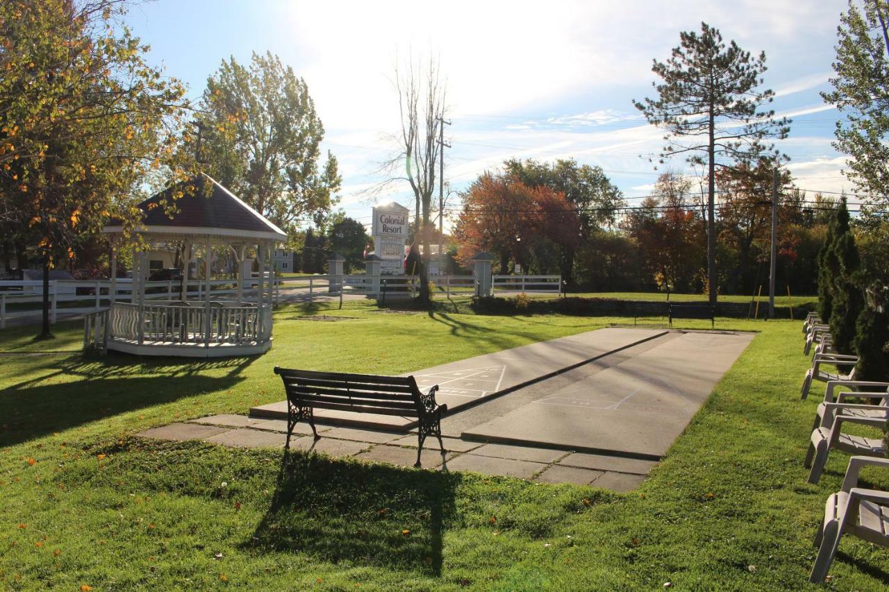 Colonial Resort-1000Islands Gananoque Εξωτερικό φωτογραφία